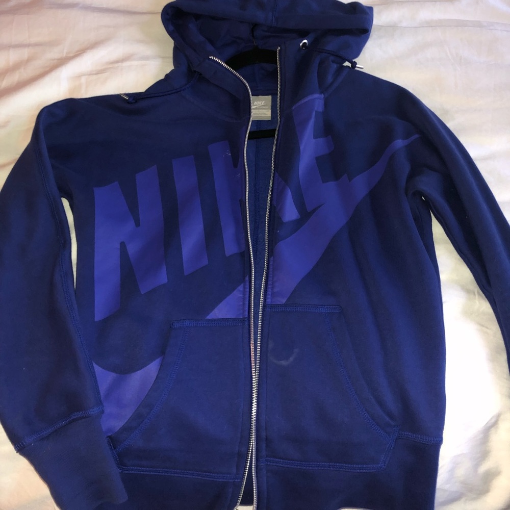 Woman’s Nike jacket